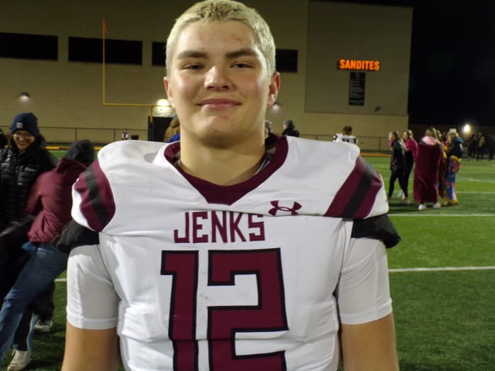 Jenks quarterback Owen Jones